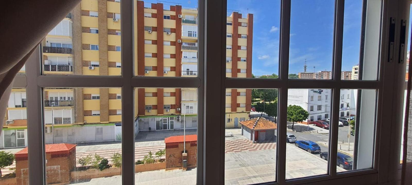 Rooms Tourist Apartment Уэльва Экстерьер фото