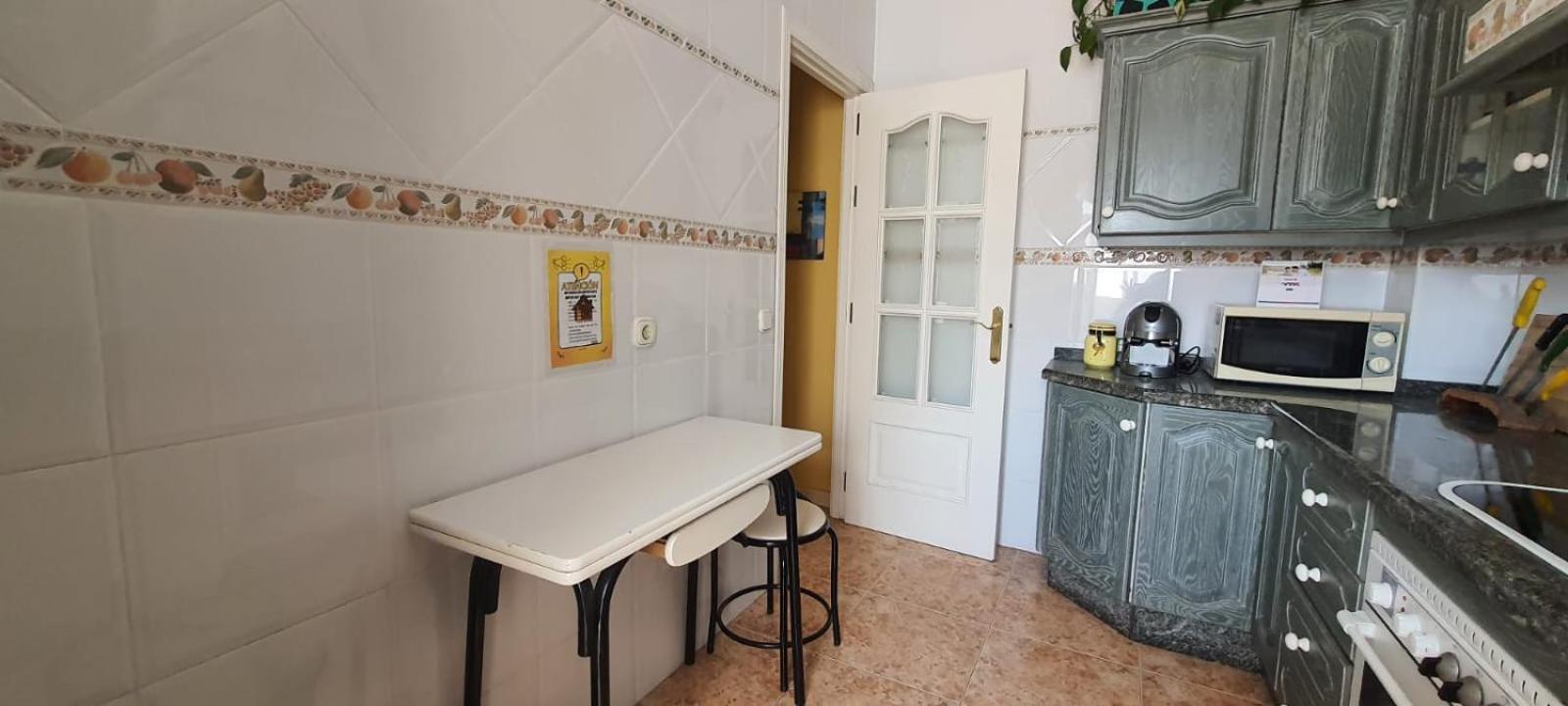 Rooms Tourist Apartment Уэльва Экстерьер фото