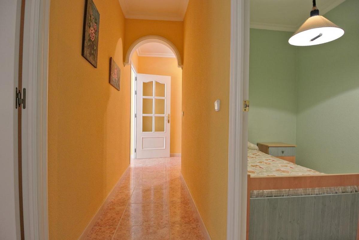 Rooms Tourist Apartment Уэльва Экстерьер фото
